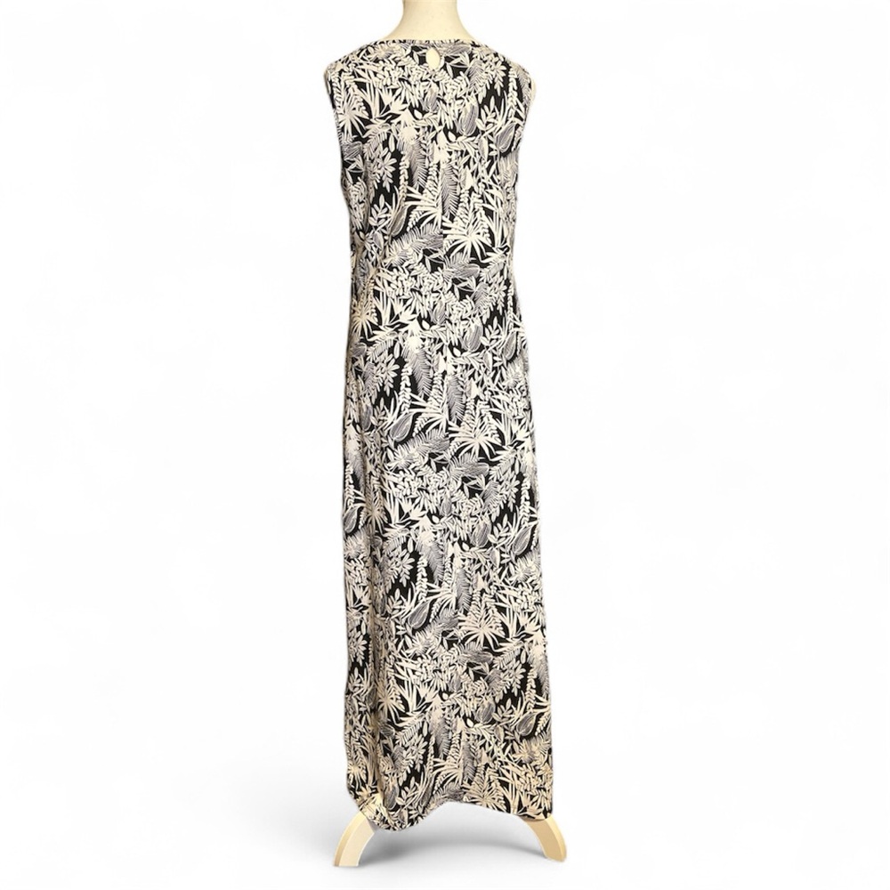 Talbots Black And White Leaf Pattern Maxi Dress - image 4